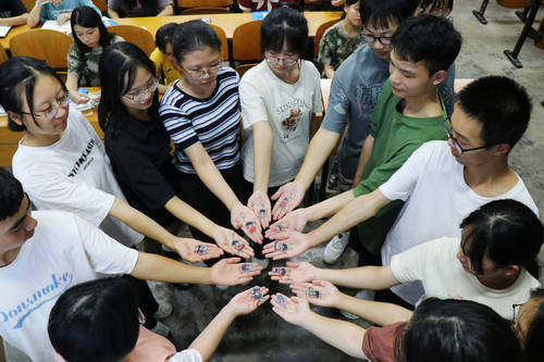 Cache_-50aa2855912bdaee. Cache_-50aa2855912bdaee.